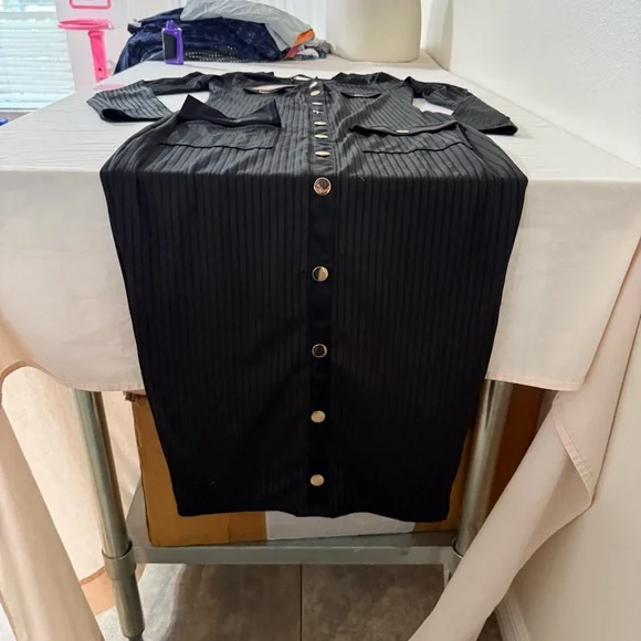 Elegant Black Asymmetrical Dress - Picture 5 of 6